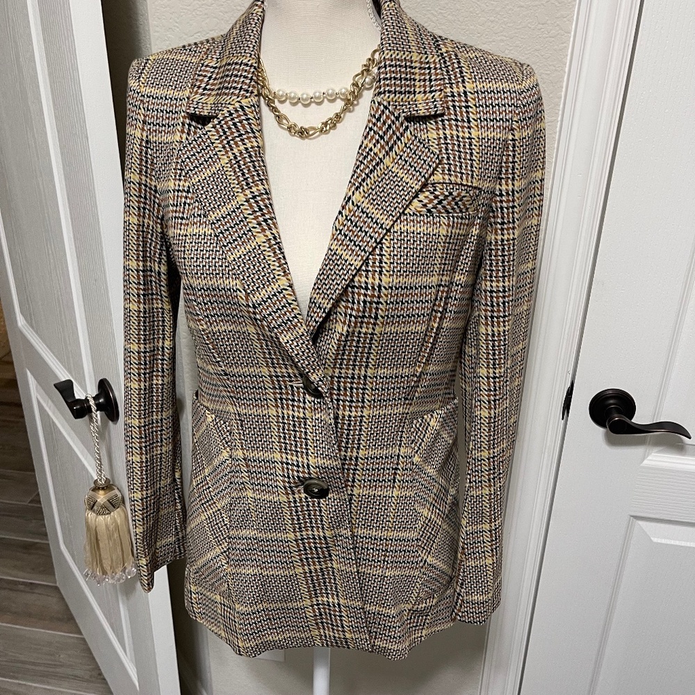 Cabi- Fall Houndstooth Plaid Stretchy Pastime Jacket- Size 4